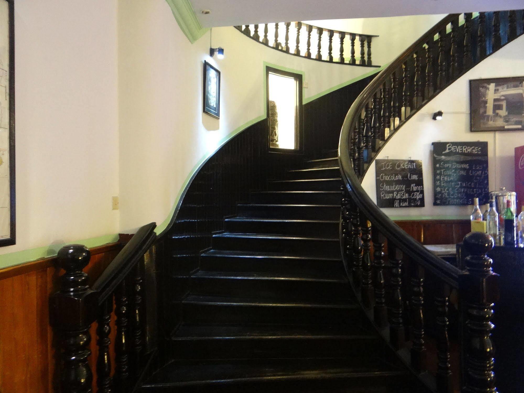 Alibi Guesthouse Phnom Penh Dış mekan fotoğraf