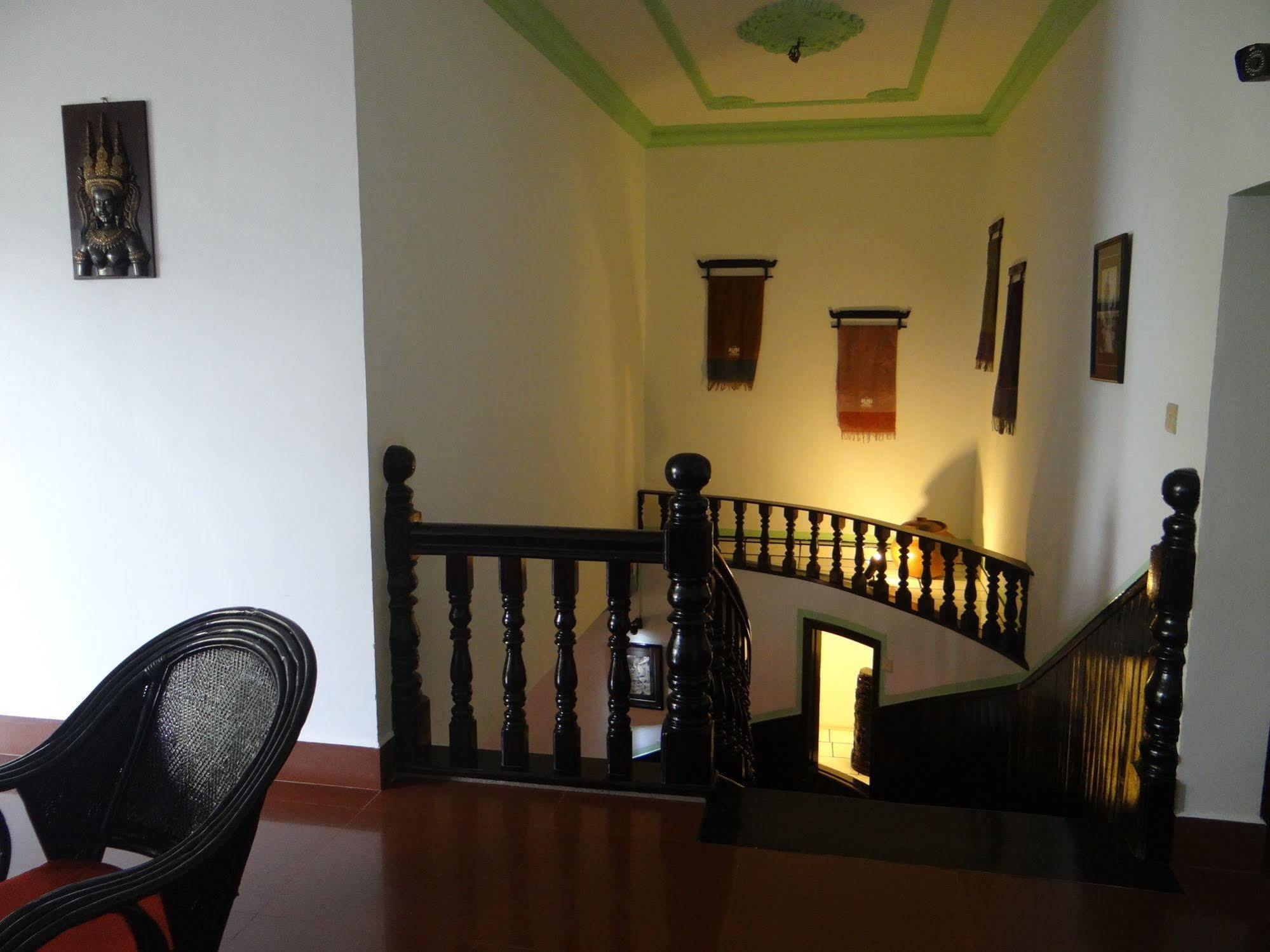 Alibi Guesthouse Phnom Penh Dış mekan fotoğraf