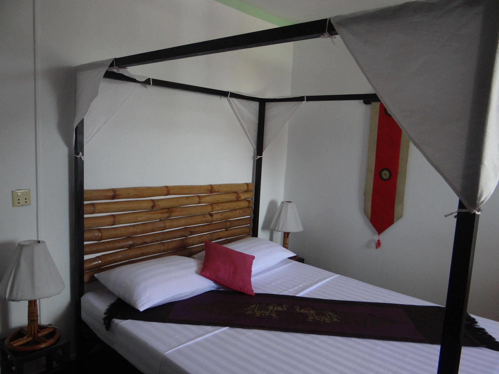 Alibi Guesthouse Phnom Penh Dış mekan fotoğraf