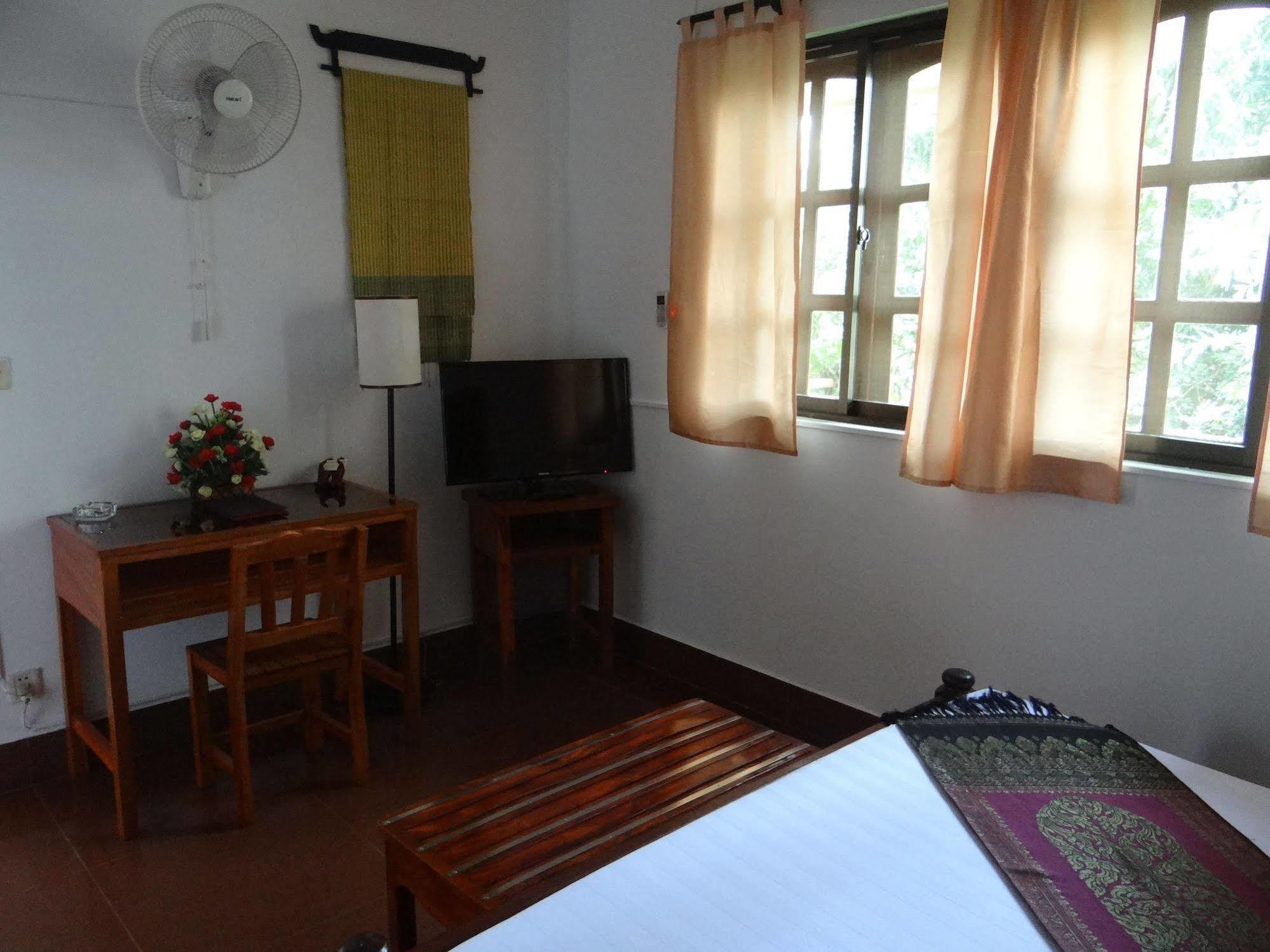 Alibi Guesthouse Phnom Penh Dış mekan fotoğraf
