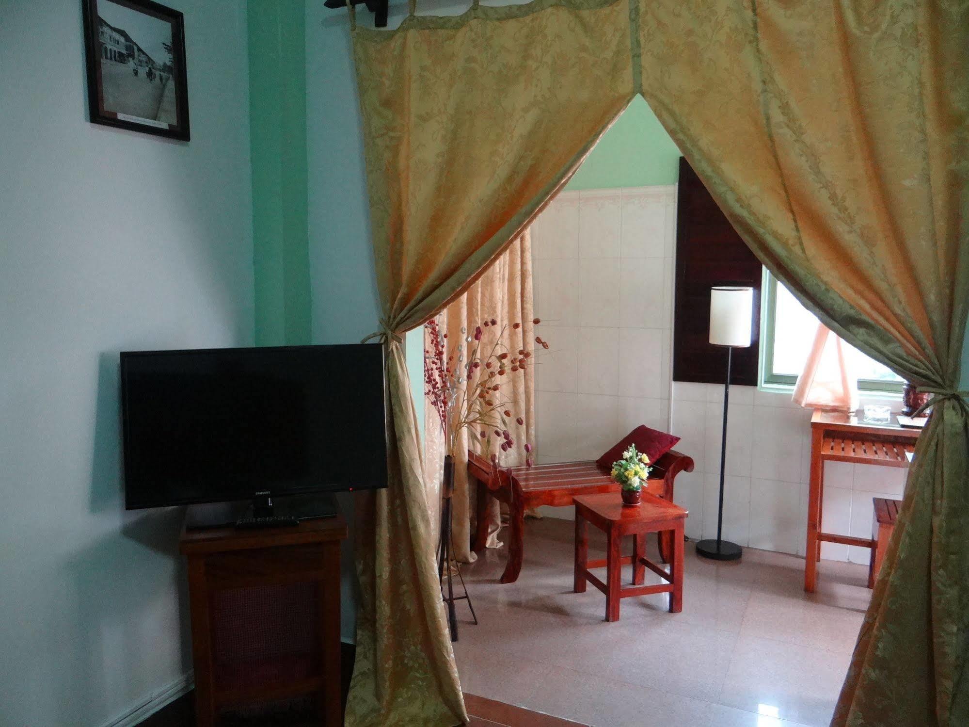 Alibi Guesthouse Phnom Penh Dış mekan fotoğraf